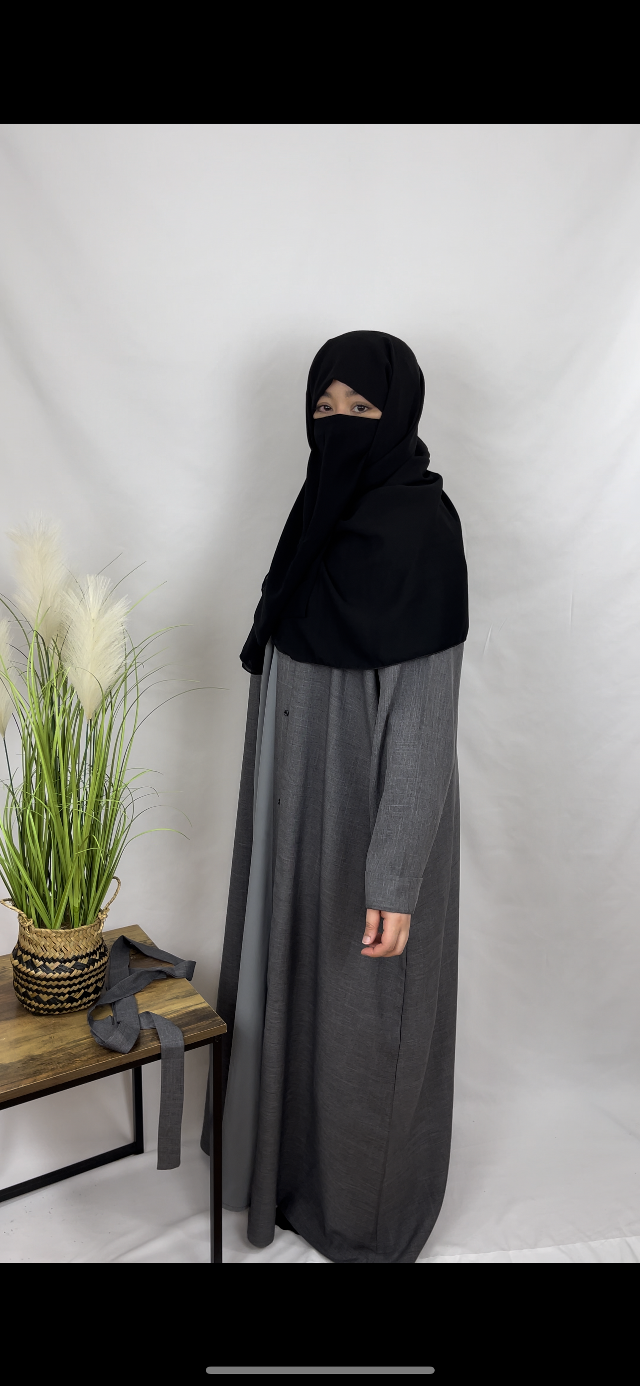 QAMAR ABAYA