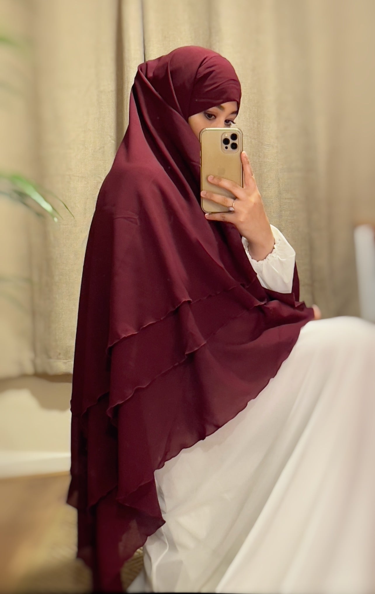 Dolce Bordeaux Khimar