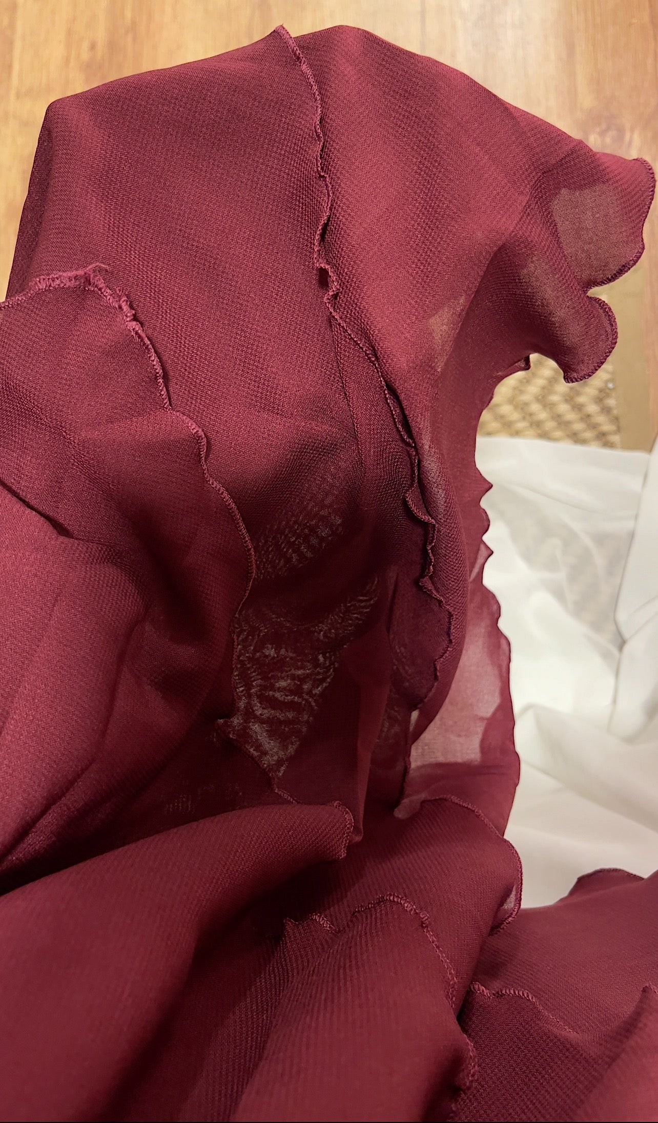 Dolce Bordeaux Khimar