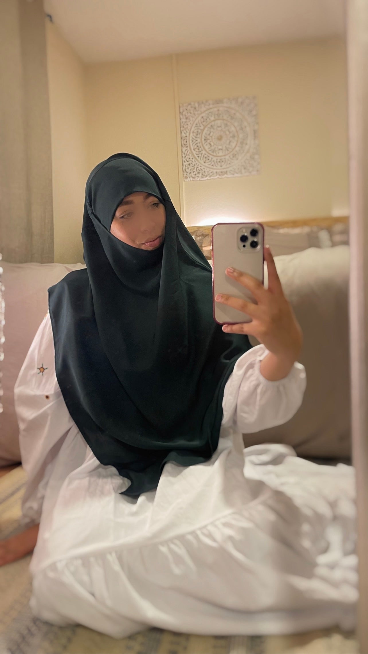 Silk Emerald Blue Qatari Khimar
