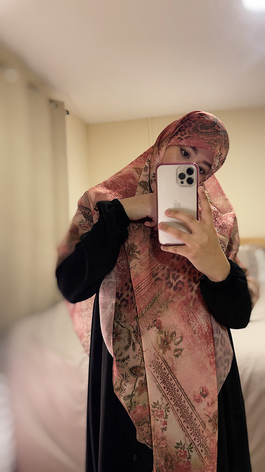 Maxi Bright LeopardRose Hijab